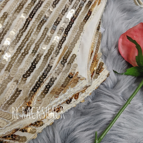 NEW Lulu's New Year's gold sequin bodycon dress - Picture 9 of 14